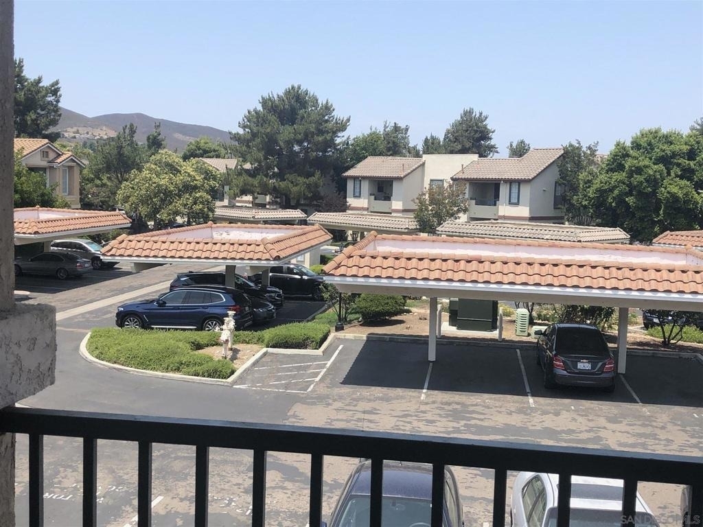 10766 Sabre Hill Dr - Photo 13