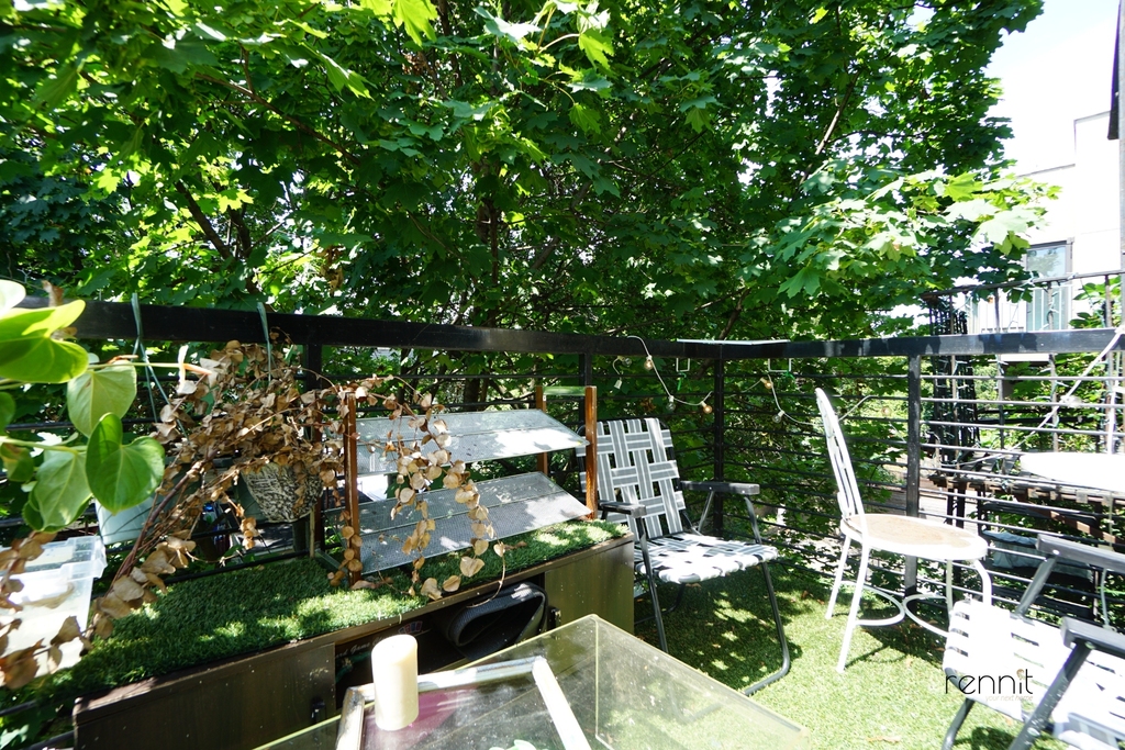 1165 Greene Avenue - Photo 4