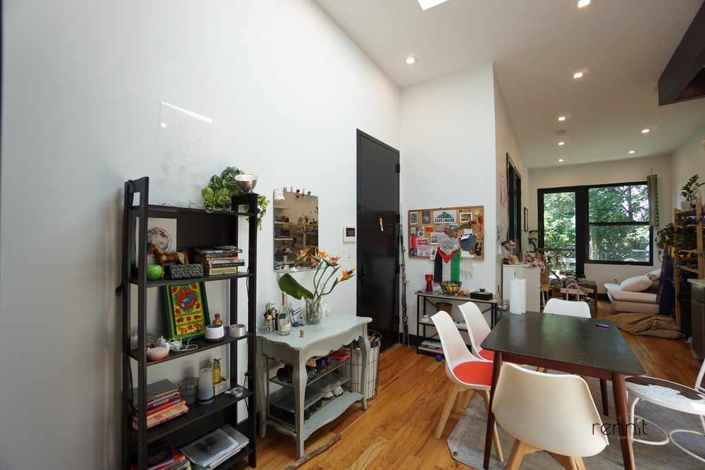 1165 Greene Avenue - Photo 5