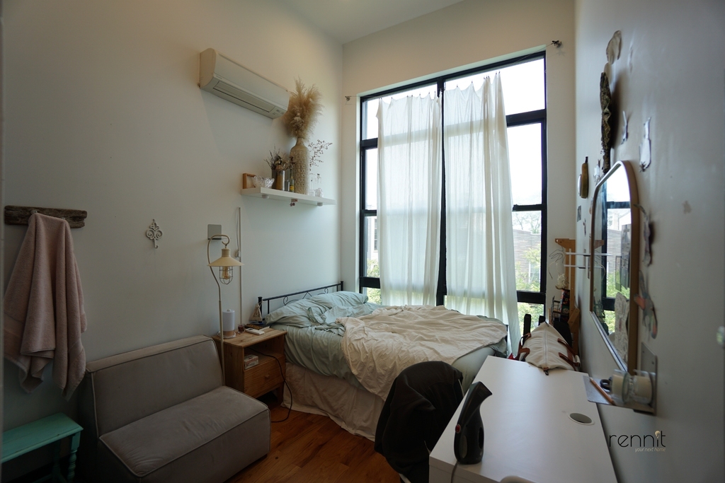 1165 Greene Avenue - Photo 9