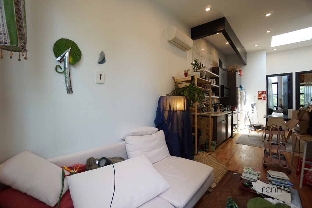 1165 Greene Avenue - Photo 6