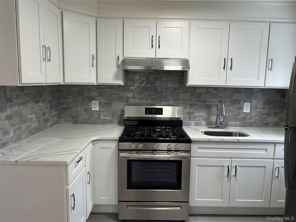 243-12 144 Street - Photo 1