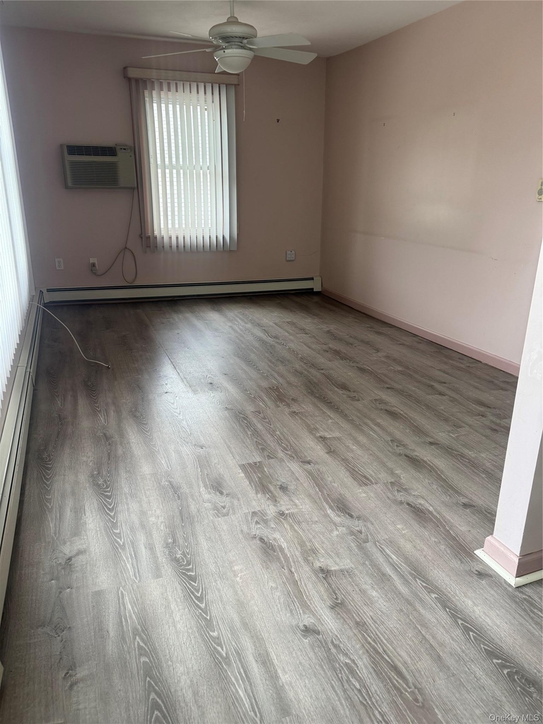 170 E Mineola Avenue - Photo 10