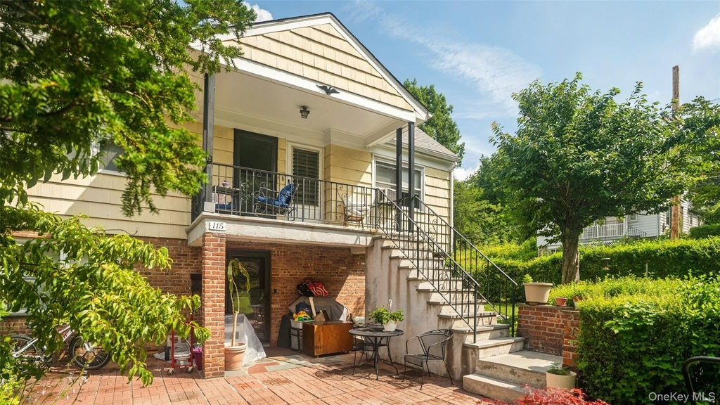115 Fisher Avenue - Photo 9