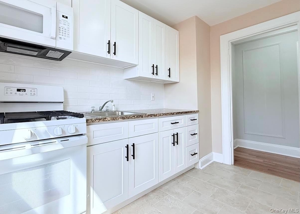 12 Chatsworth Avenue - Photo 6