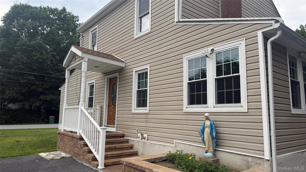 17 Degarmo Road - Photo 1