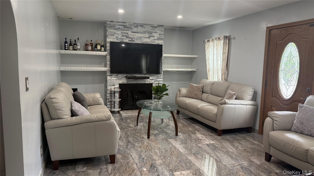17 Degarmo Road - Photo 6
