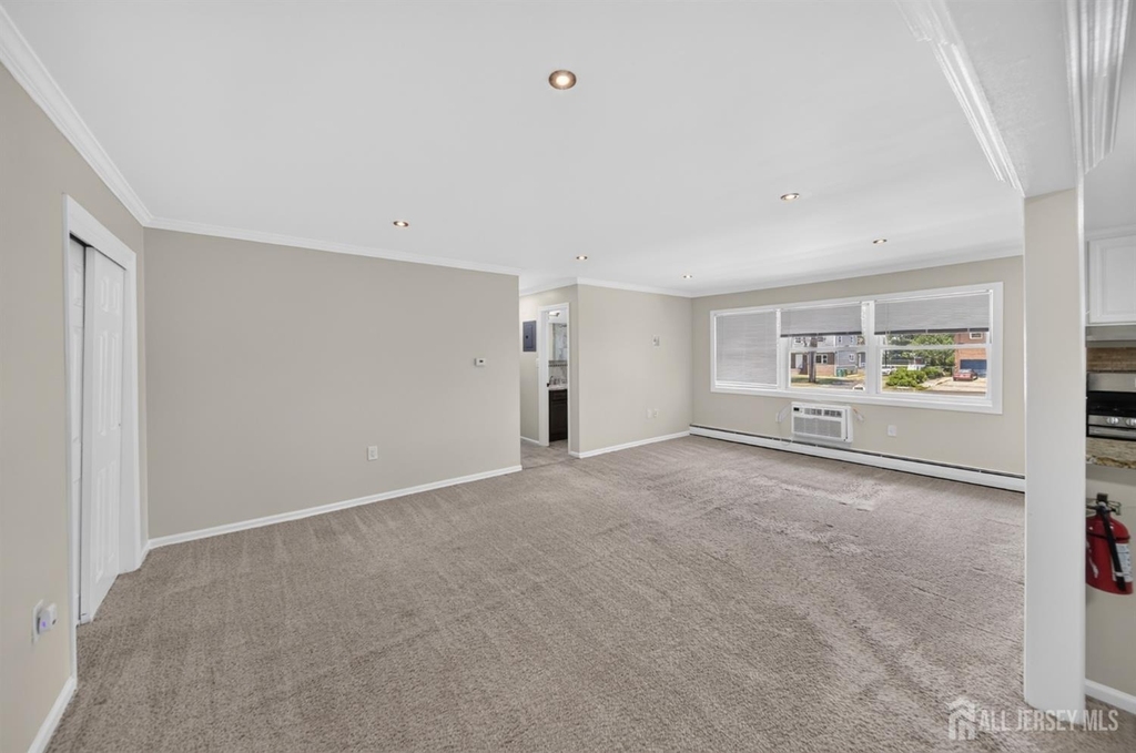 42-a Woodedge Avenue - Photo 7