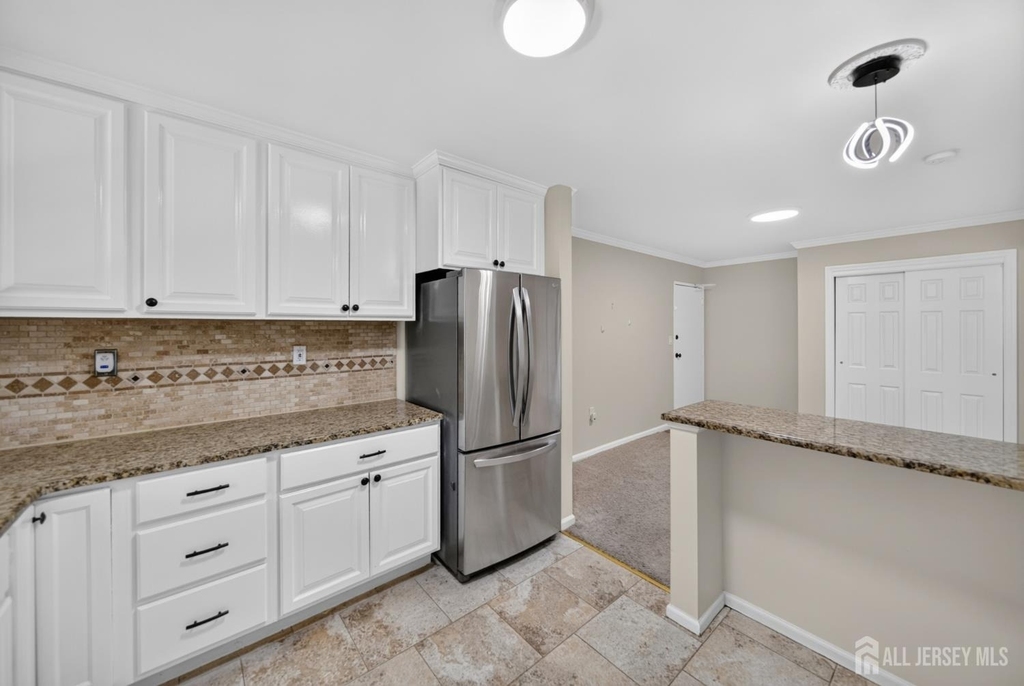 42-a Woodedge Avenue - Photo 5