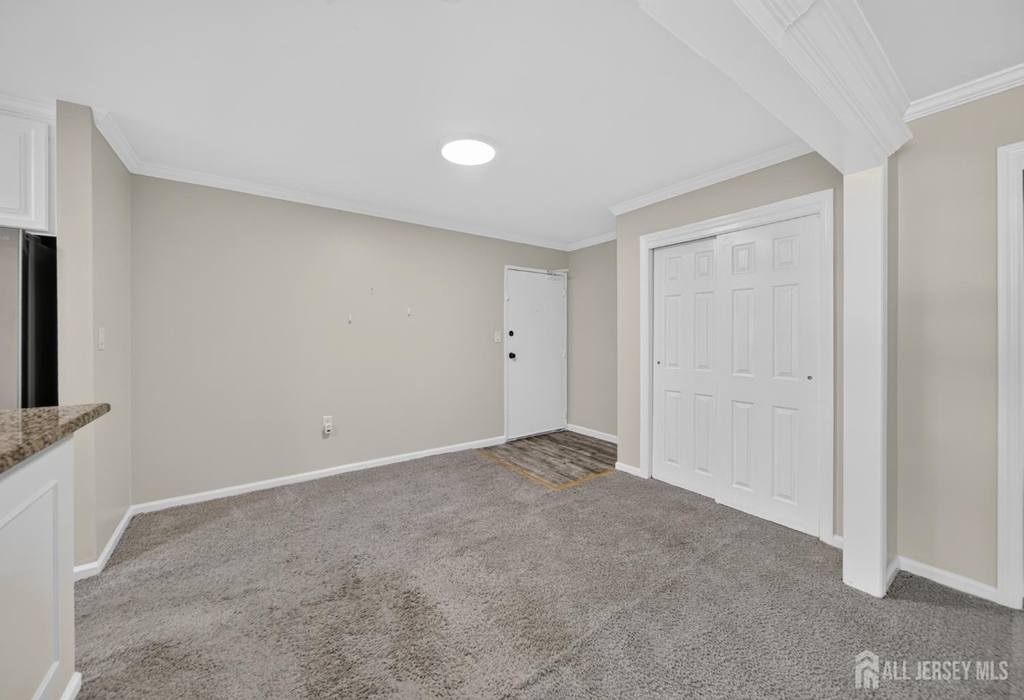 42-a Woodedge Avenue - Photo 6