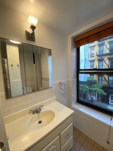 146 Sullivan Street - Photo 4