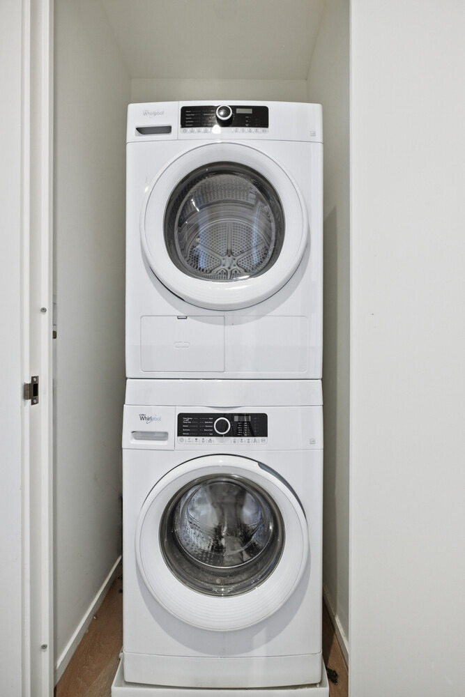 543 W 122nd Street - Photo 9