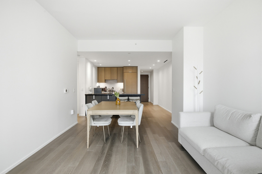 543 W 122nd Street - Photo 4