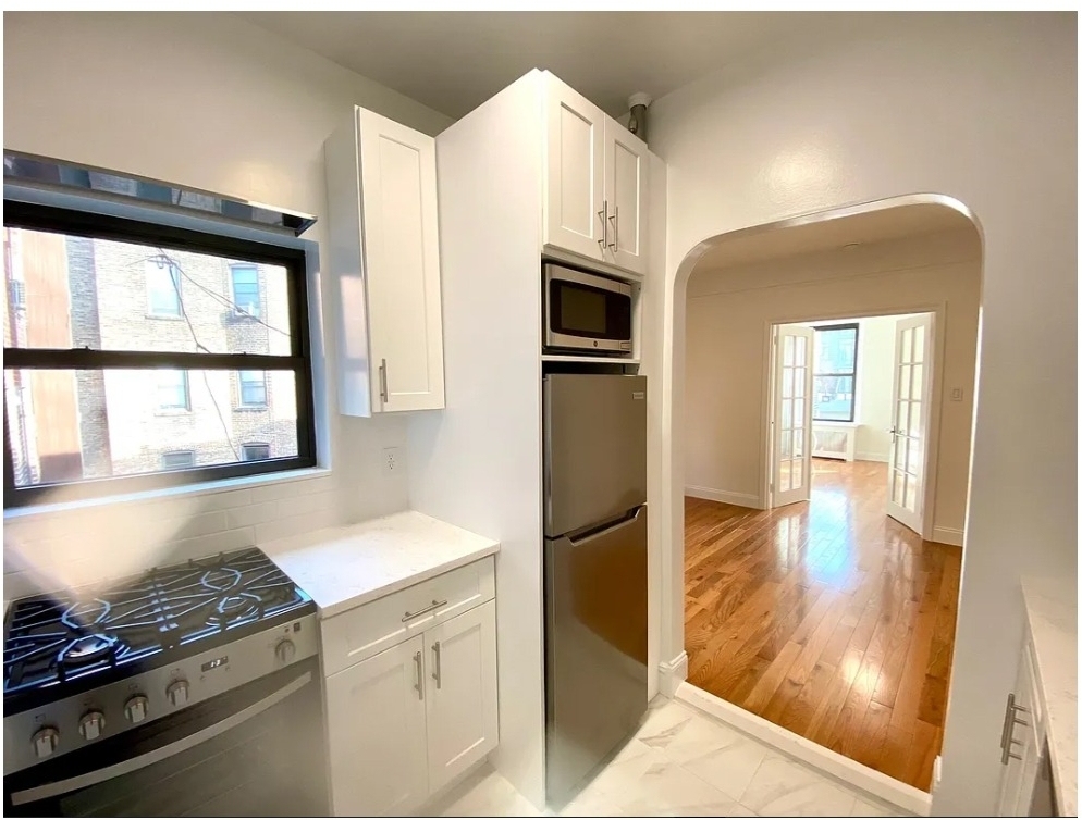 108 Mac Dougal Street - Photo 5