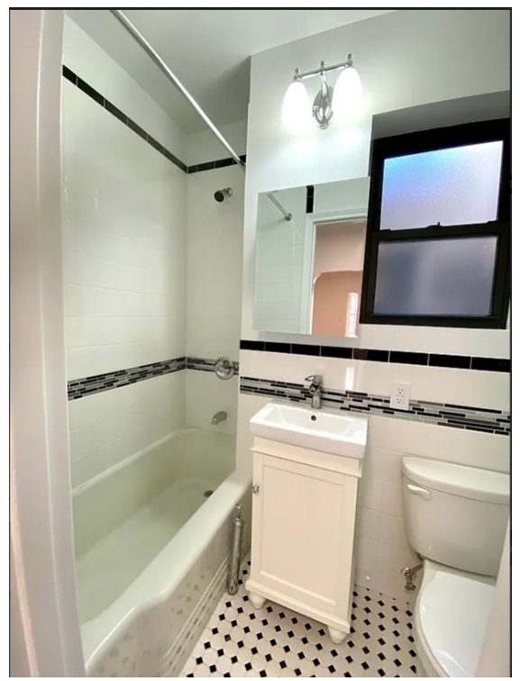 108 Mac Dougal Street - Photo 8