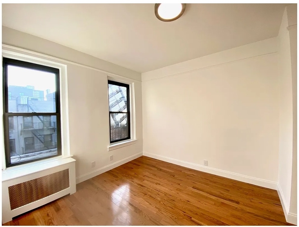 108 Mac Dougal Street - Photo 1