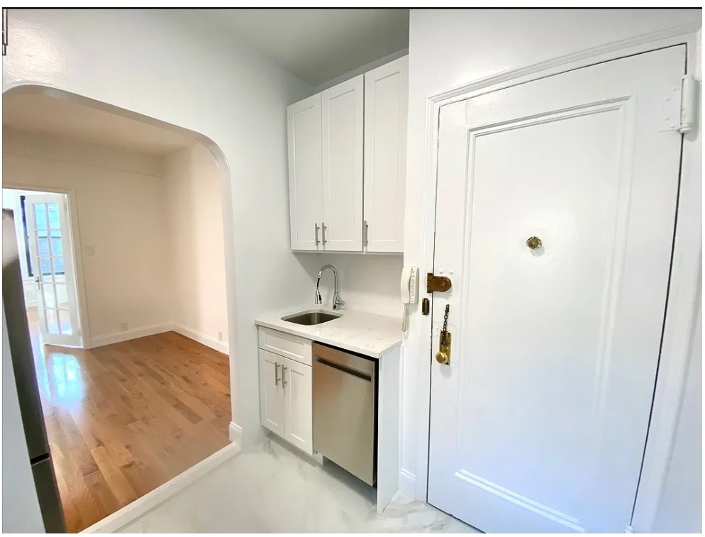 108 Mac Dougal Street - Photo 7