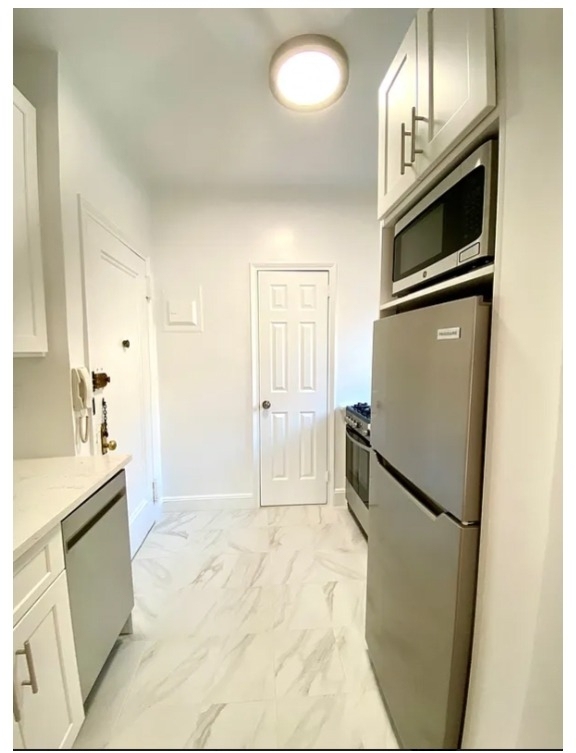 108 Mac Dougal Street - Photo 6