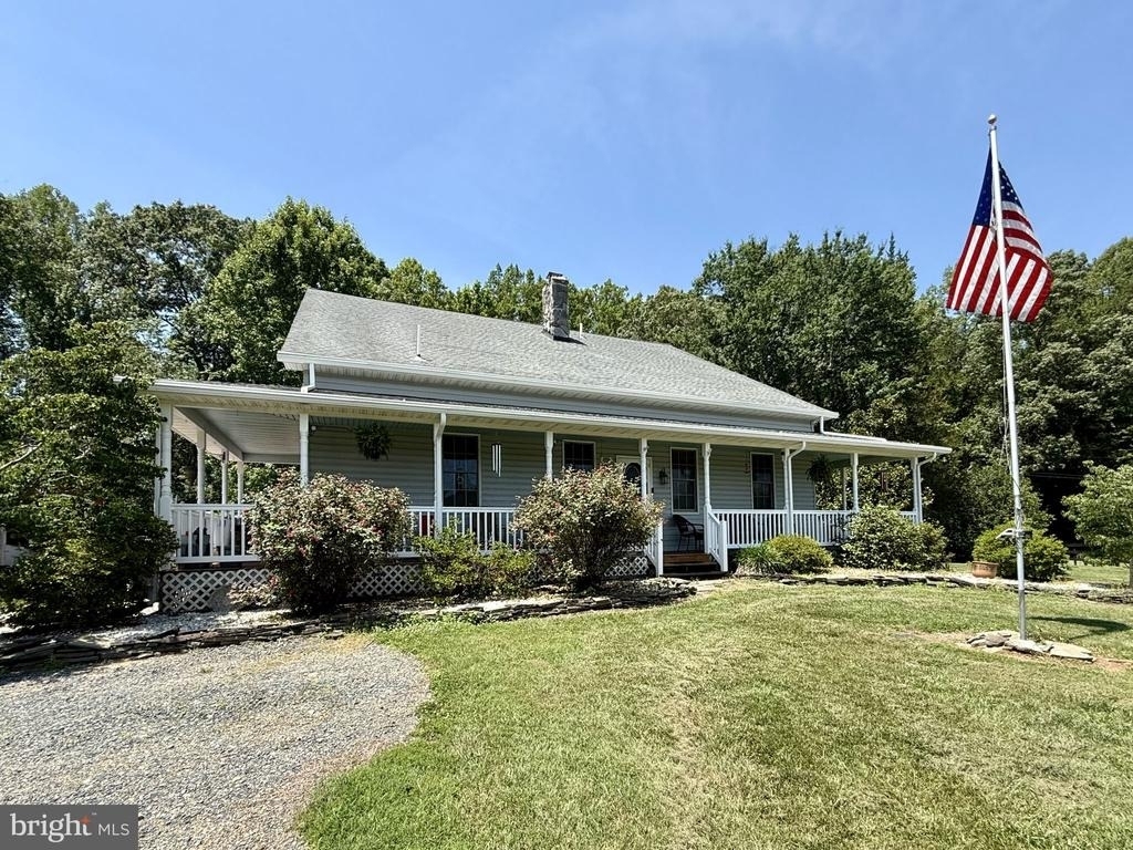 559 Holly Corner Road - Photo 0