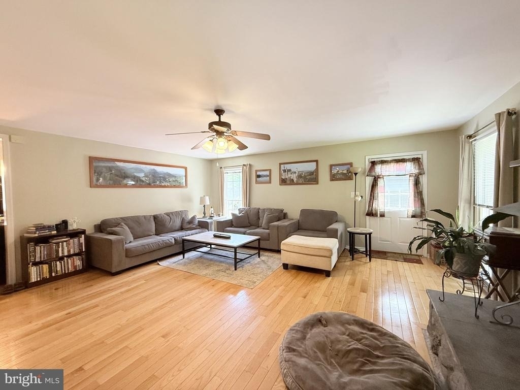 559 Holly Corner Road - Photo 17