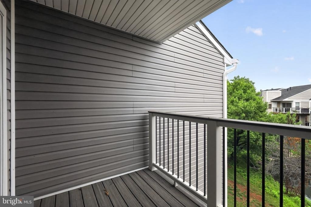 20604 Cornstalk Terrace - Photo 4