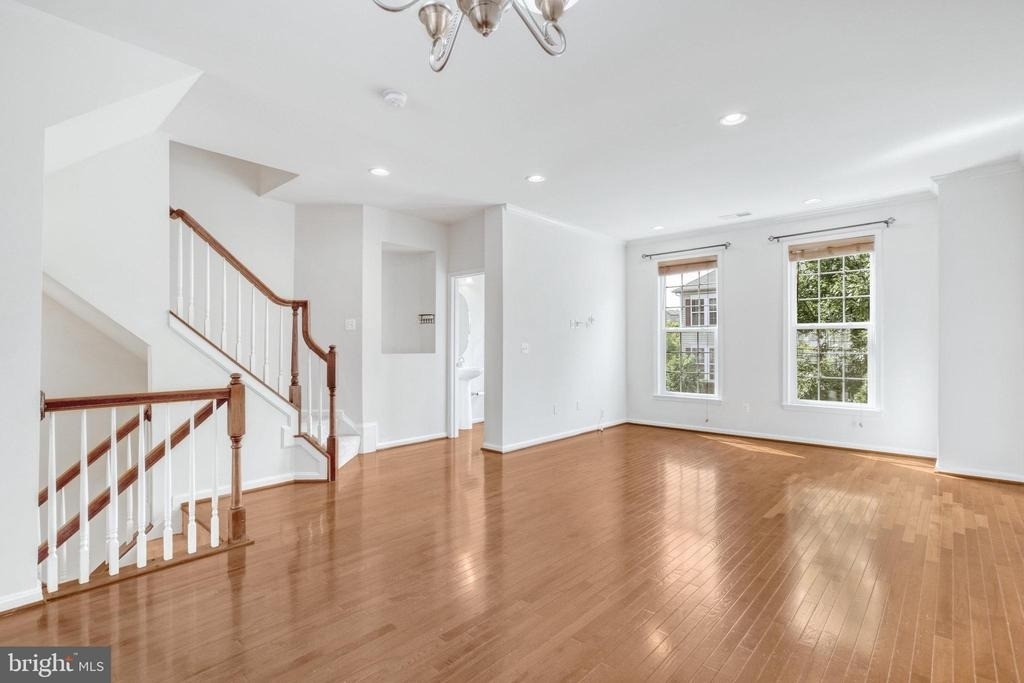 22653 Vienna Green Terrace - Photo 11