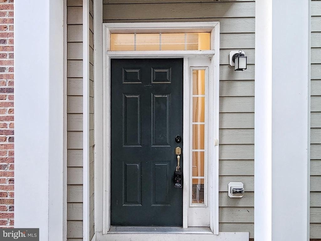 44115 Peirosa Terrace - Photo 1