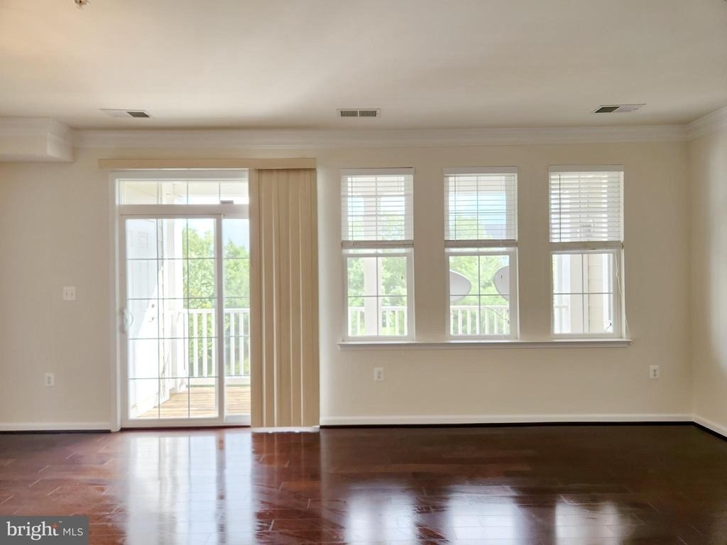 44115 Peirosa Terrace - Photo 6