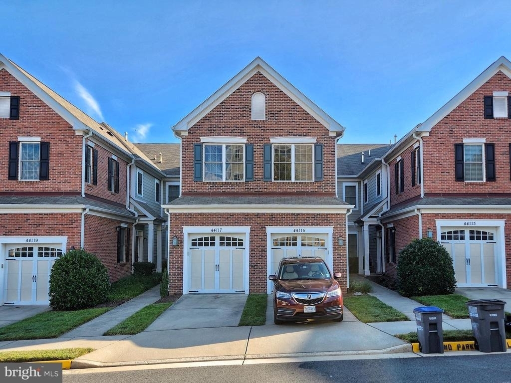 44115 Peirosa Terrace - Photo 0