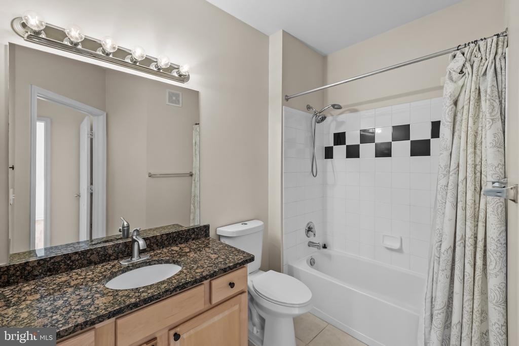 9486 Virginia Center Boulevard - Photo 18