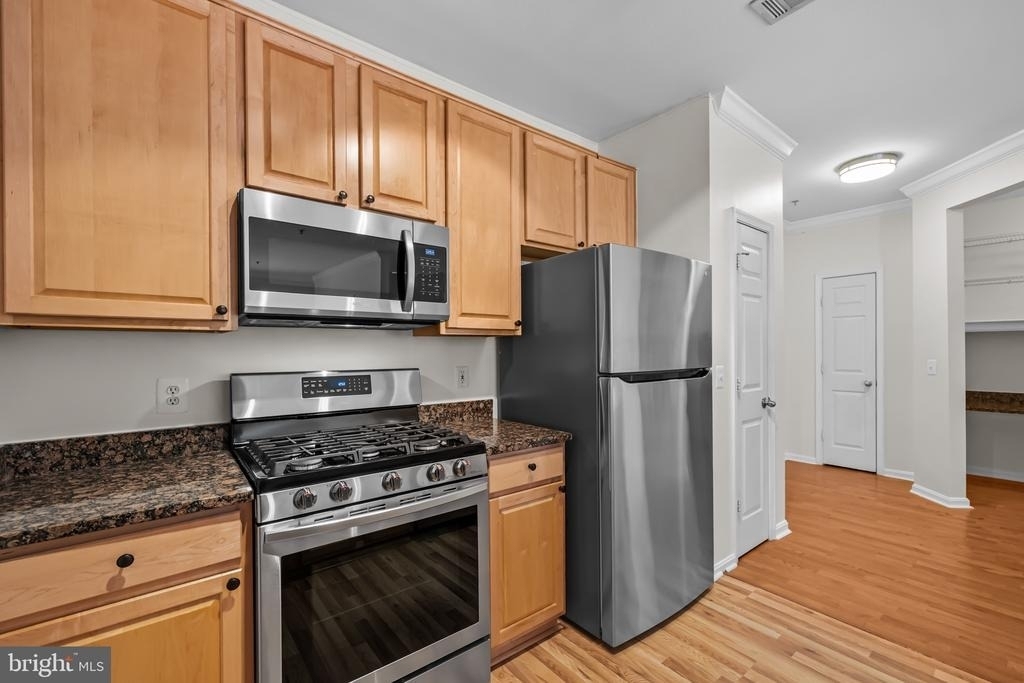 9486 Virginia Center Boulevard - Photo 7