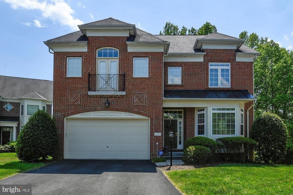 6087 Piney Woods Court - Photo 0