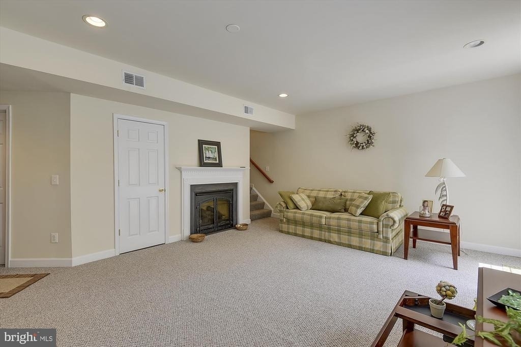 6087 Piney Woods Court - Photo 17