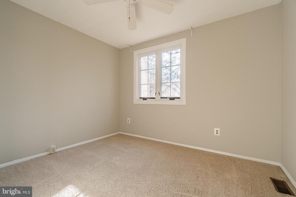 2911 Montauk Court - Photo 27
