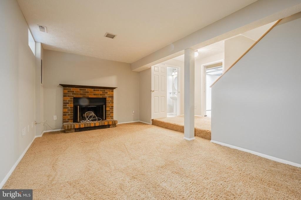 2911 Montauk Court - Photo 14
