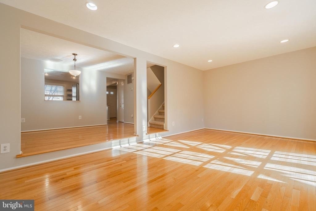 2911 Montauk Court - Photo 11