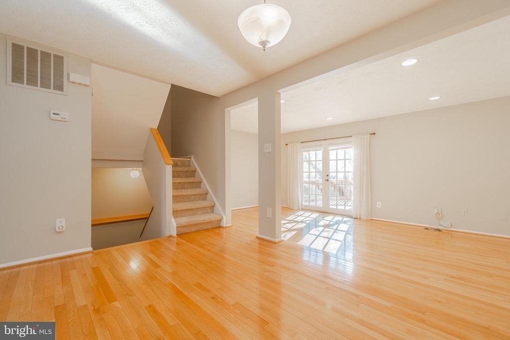 2911 Montauk Court - Photo 9