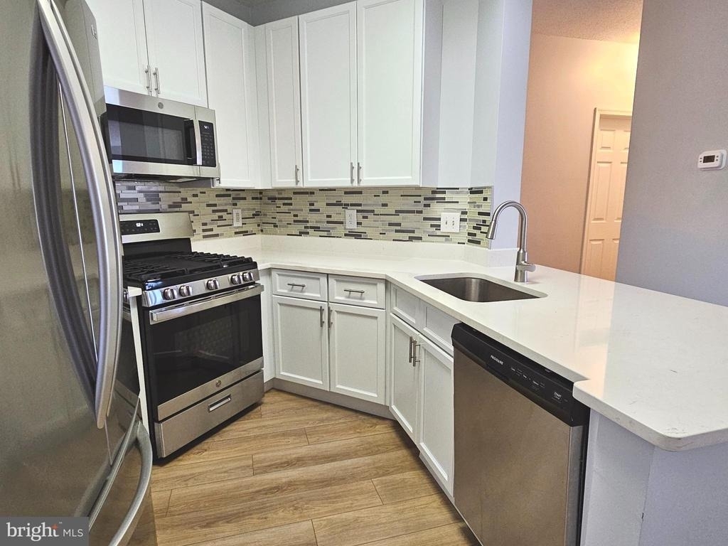 6005 Rosebud Lane - Photo 2