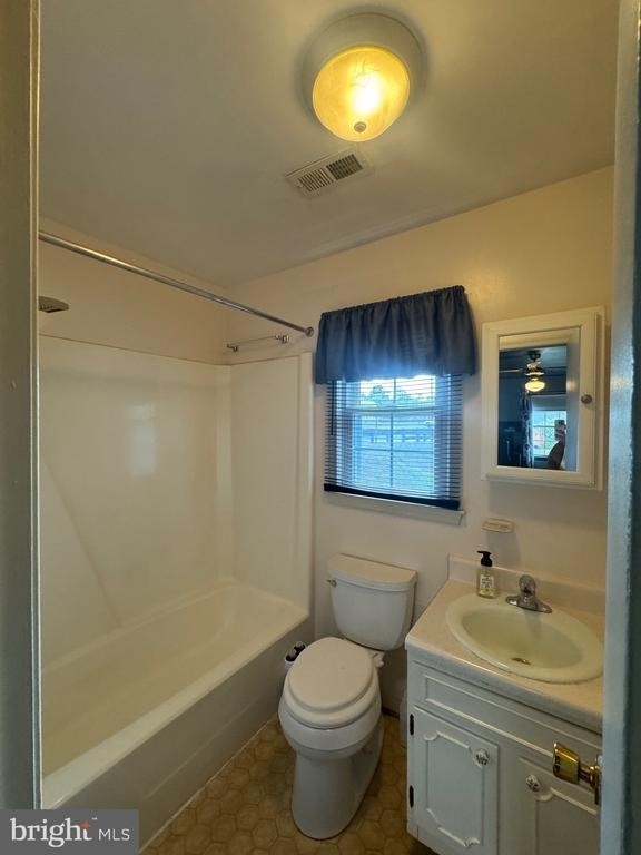 100 Greenbrier Terrace - Photo 8