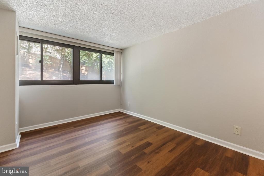 5911 Edsall Road - Photo 15