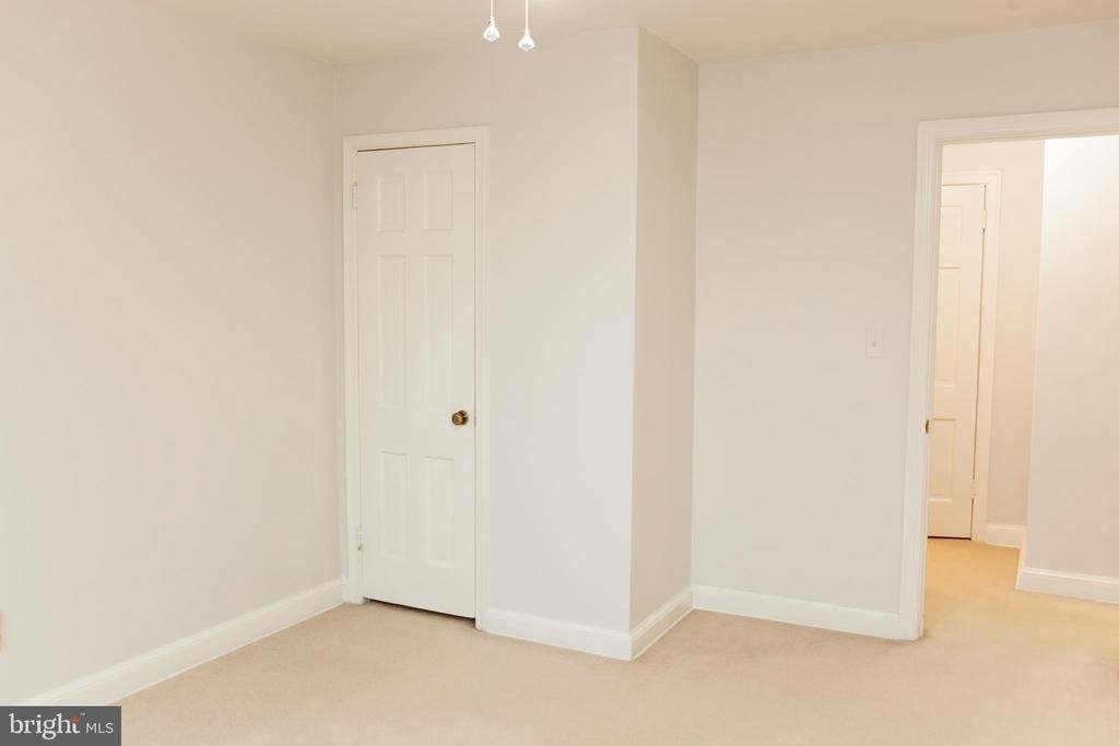 1712 W Abingdon Drive - Photo 11
