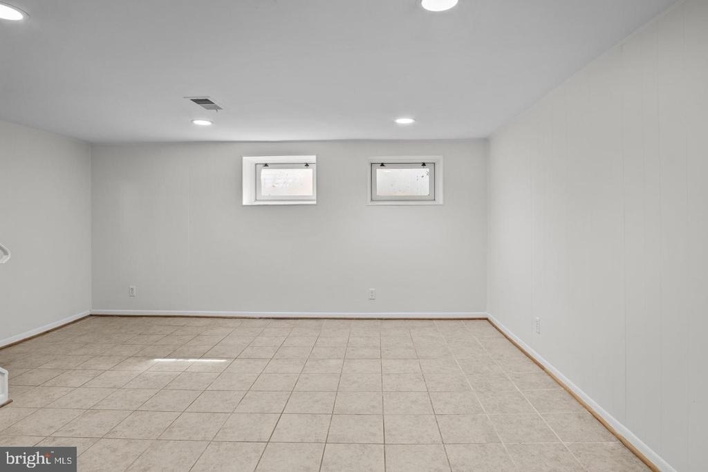 3305 S Wakefield Street - Photo 18