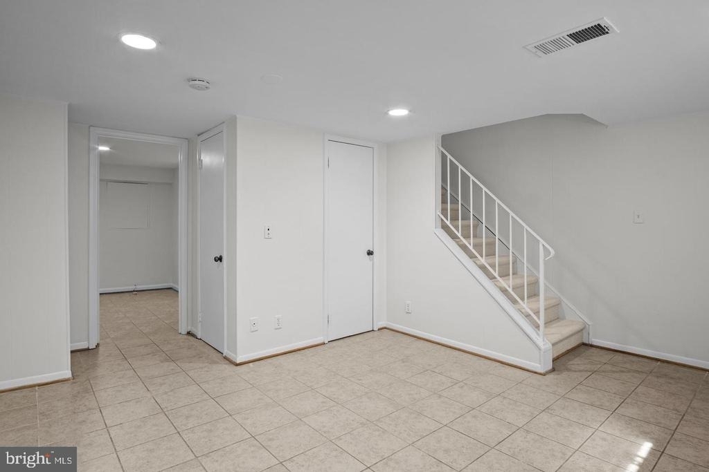 3305 S Wakefield Street - Photo 15