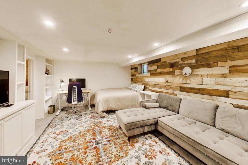 6100 27th Street N - Photo 16