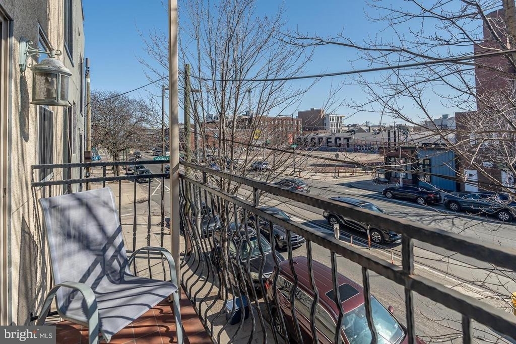 329 W Girard Avenue - Photo 16