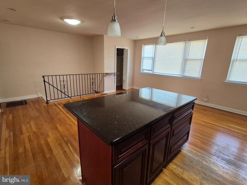 7254 Mansfield Avenue - Photo 13