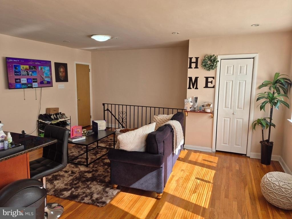7254 Mansfield Avenue - Photo 3