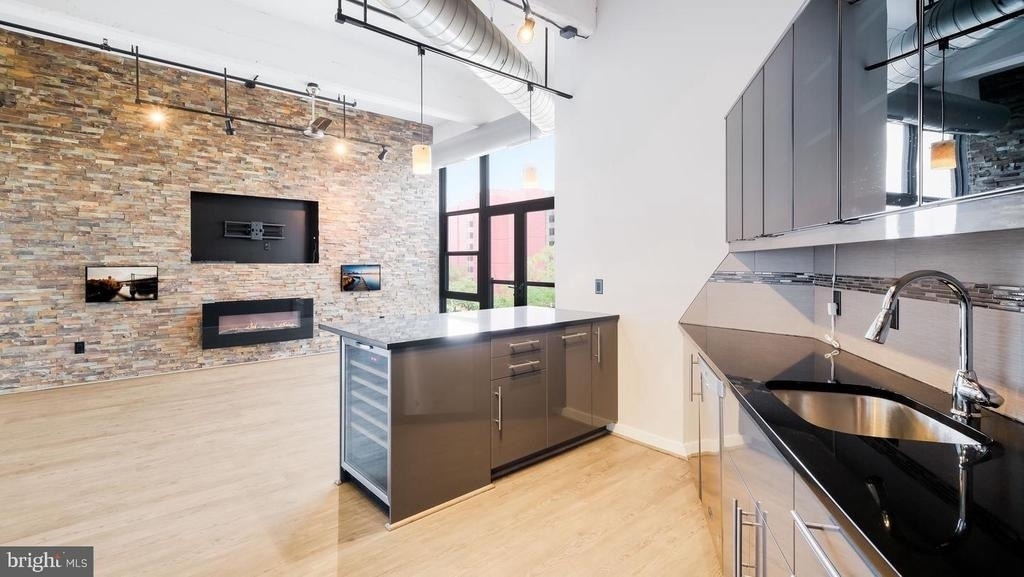 444 N 4th Street - Photo 4