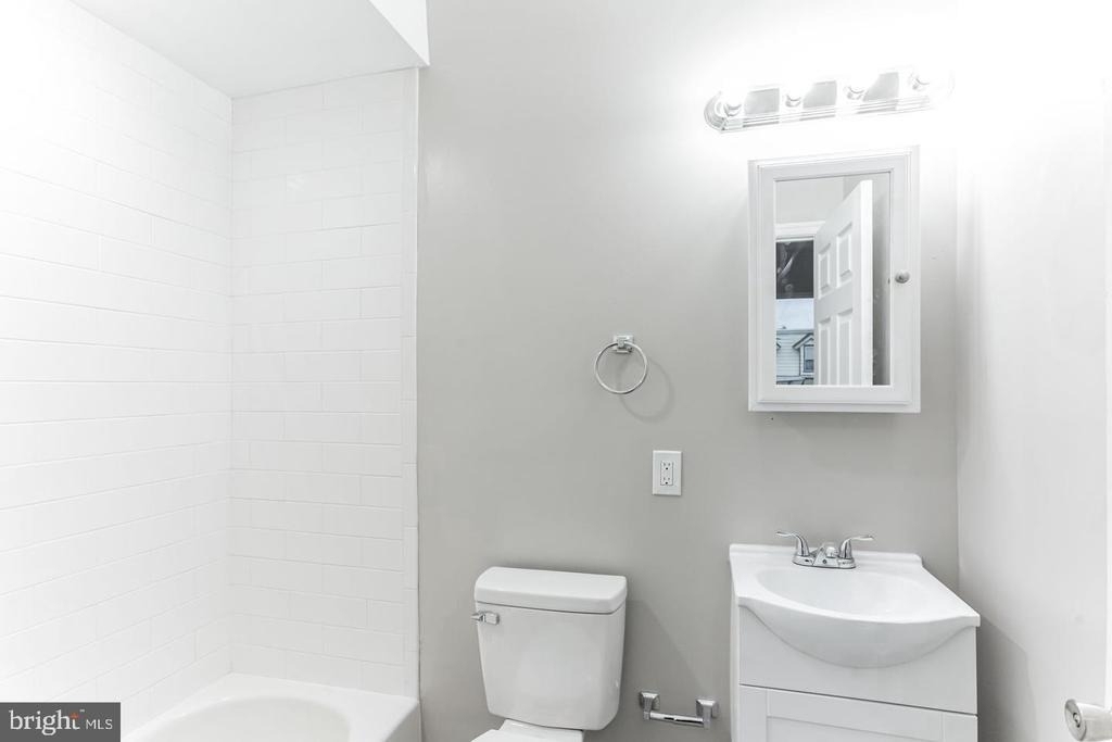 667 N 39th Street - Photo 16