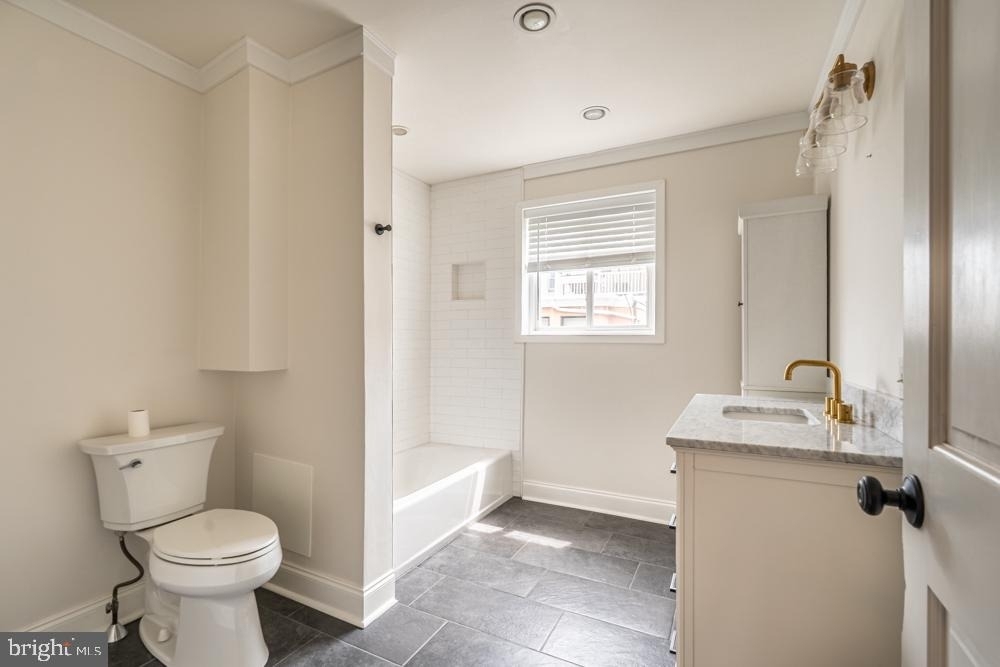 1523 S Clarion Street - Photo 9